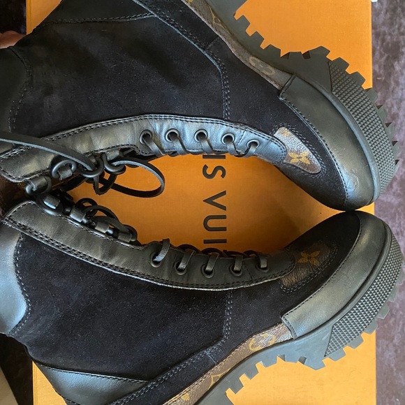 Louis Vuitton desert boots - Picture 2 of 4